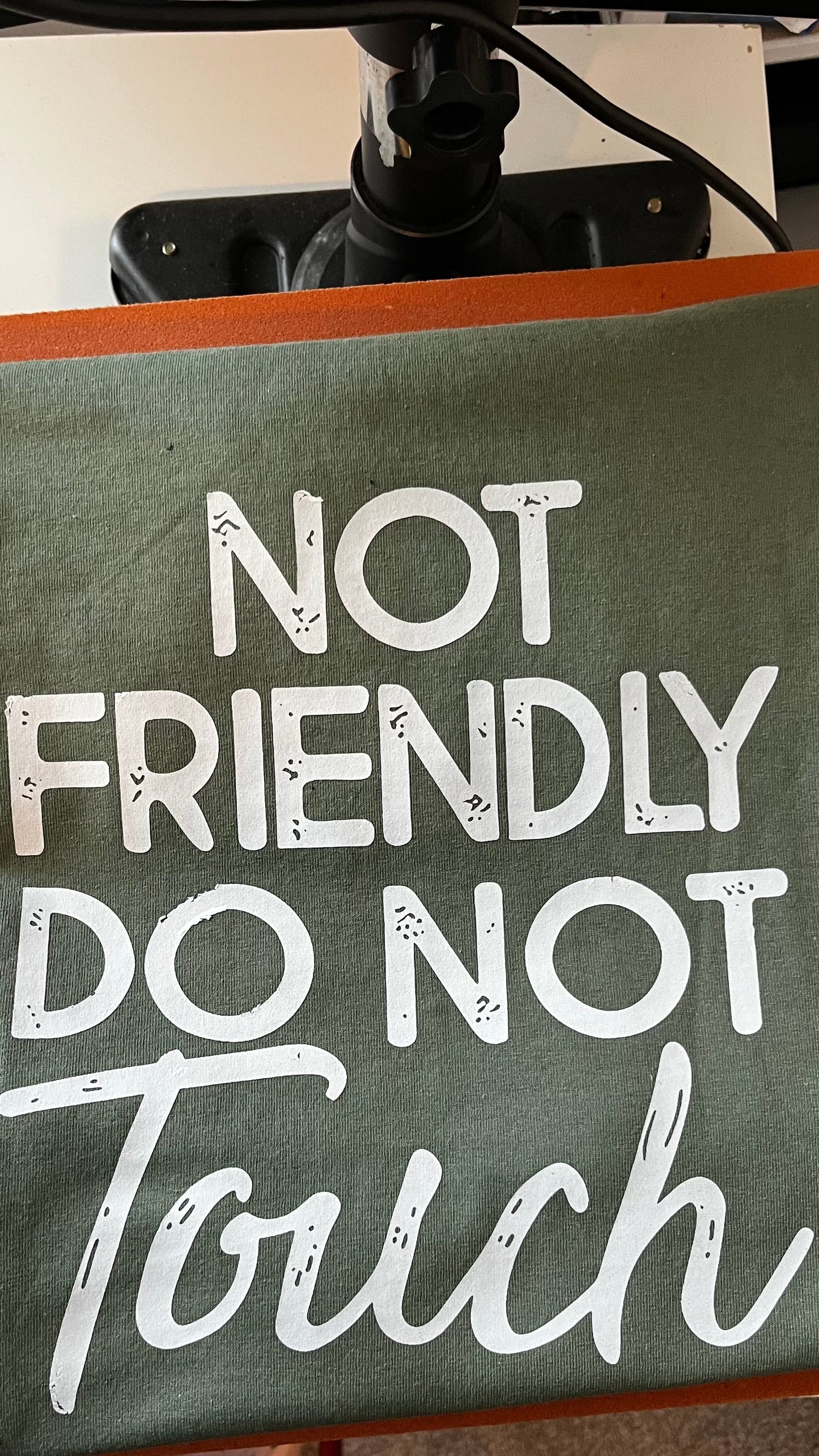 Not friendly Do not touch